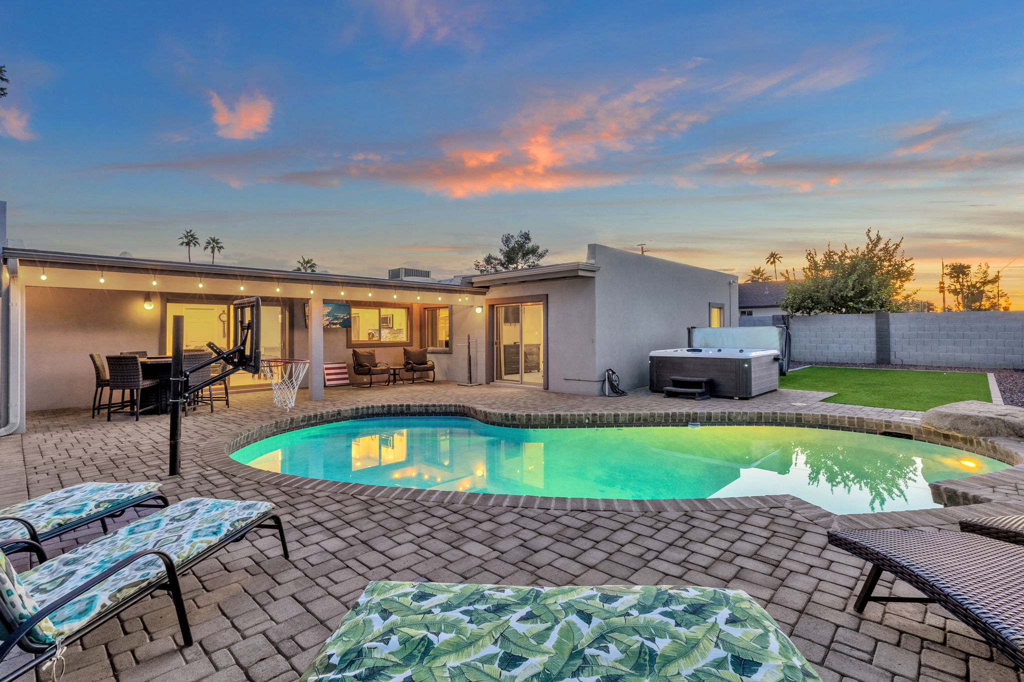 5210 E Karen Dr, Scottsdale, AZ 85254