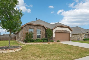 Barely lived-in home on corner lot in Krum