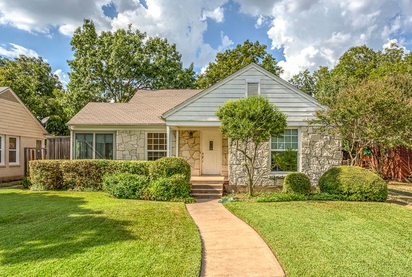 2307-WestColorado-Dallas-TX Stevens-Park-Village-Home For Sale (1)