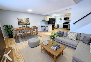 Completely Remodeled 3/2 in Gates ~ 2525 Lyell Rd