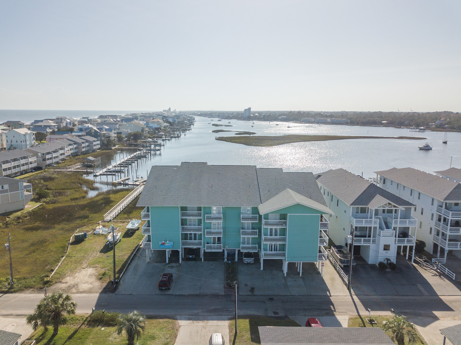 02_111FloridaAveUnit22_mls