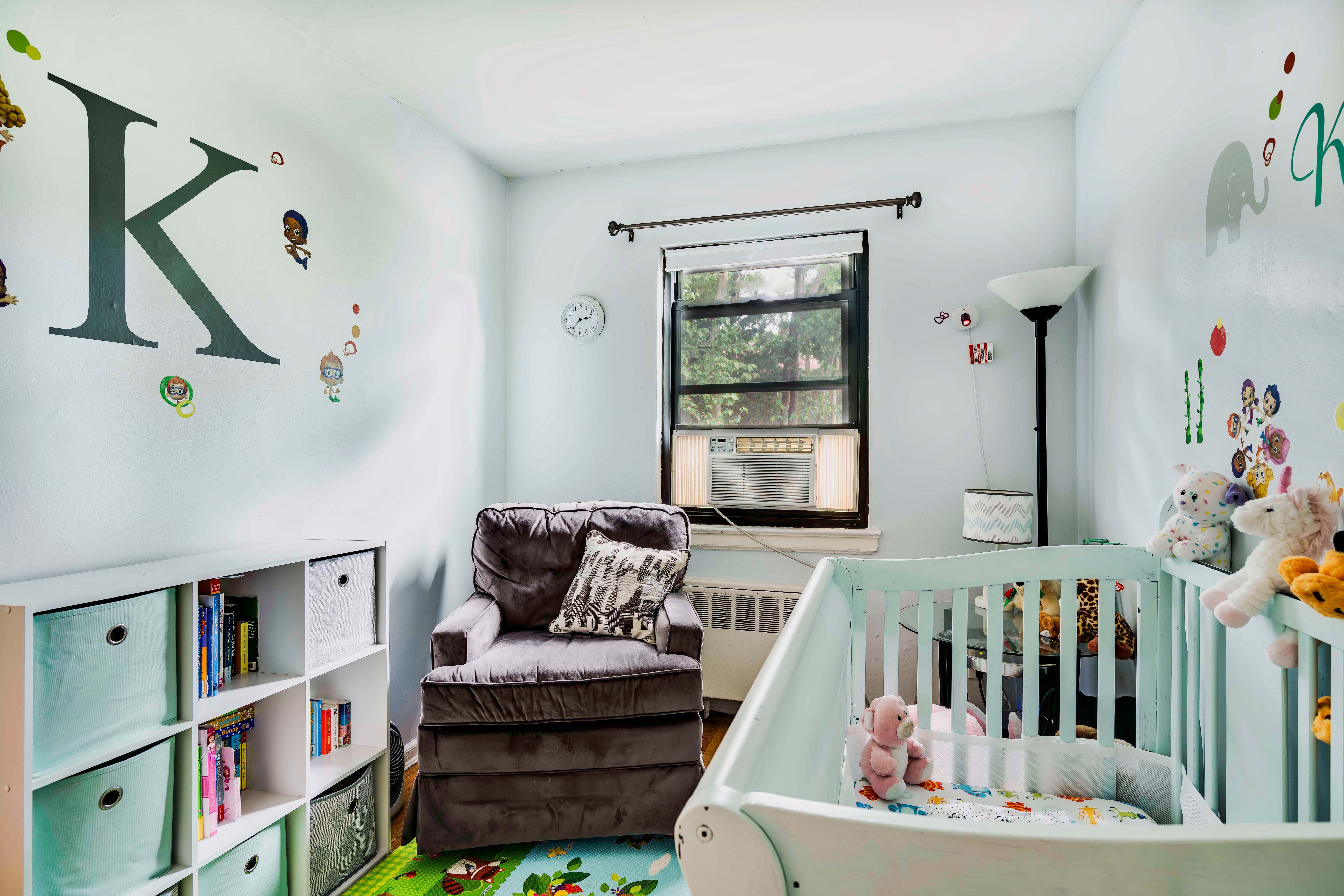 Affordable 2br CoOp Windsor Oaks Bayside Dog Friendly