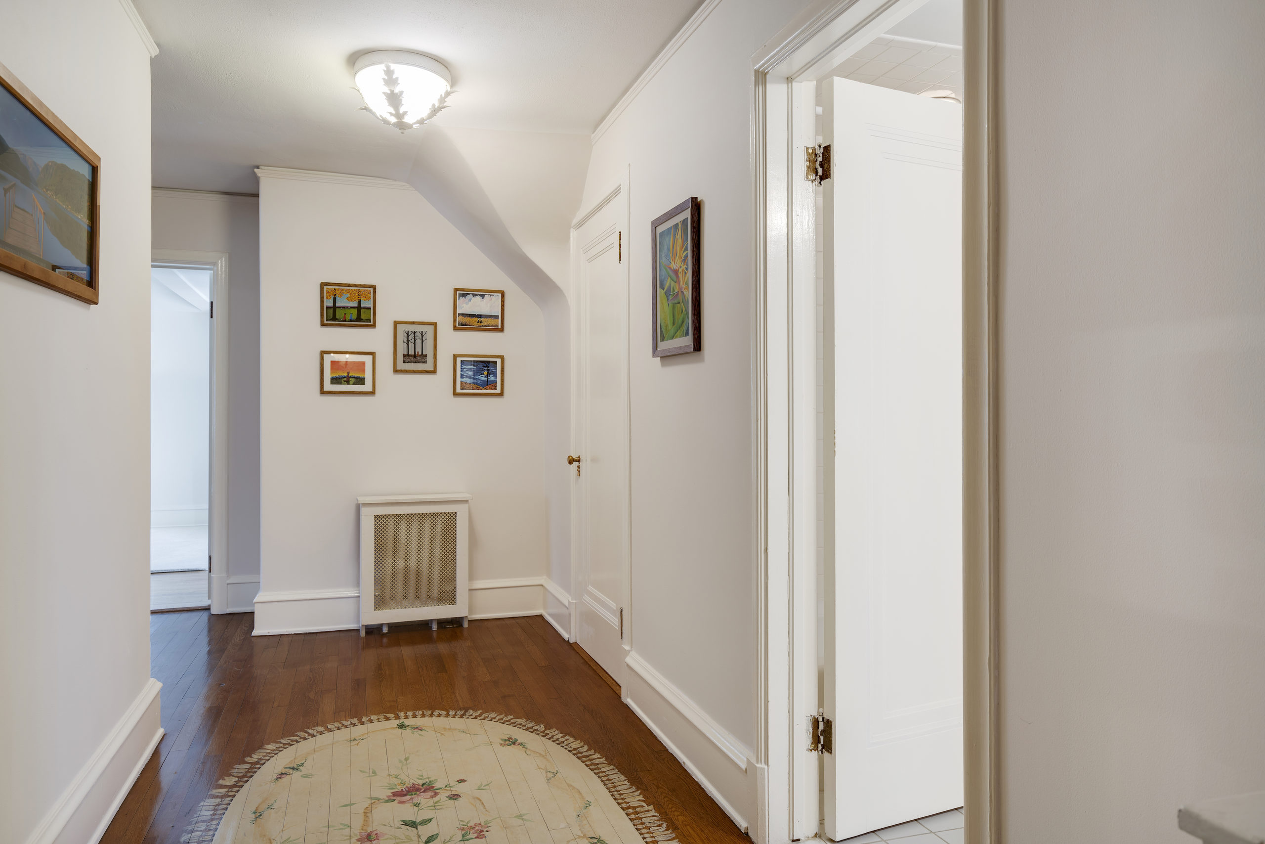 539 Manhasset Woods Road Manhasset NY 11030 Ryan & Stephanie McNeil