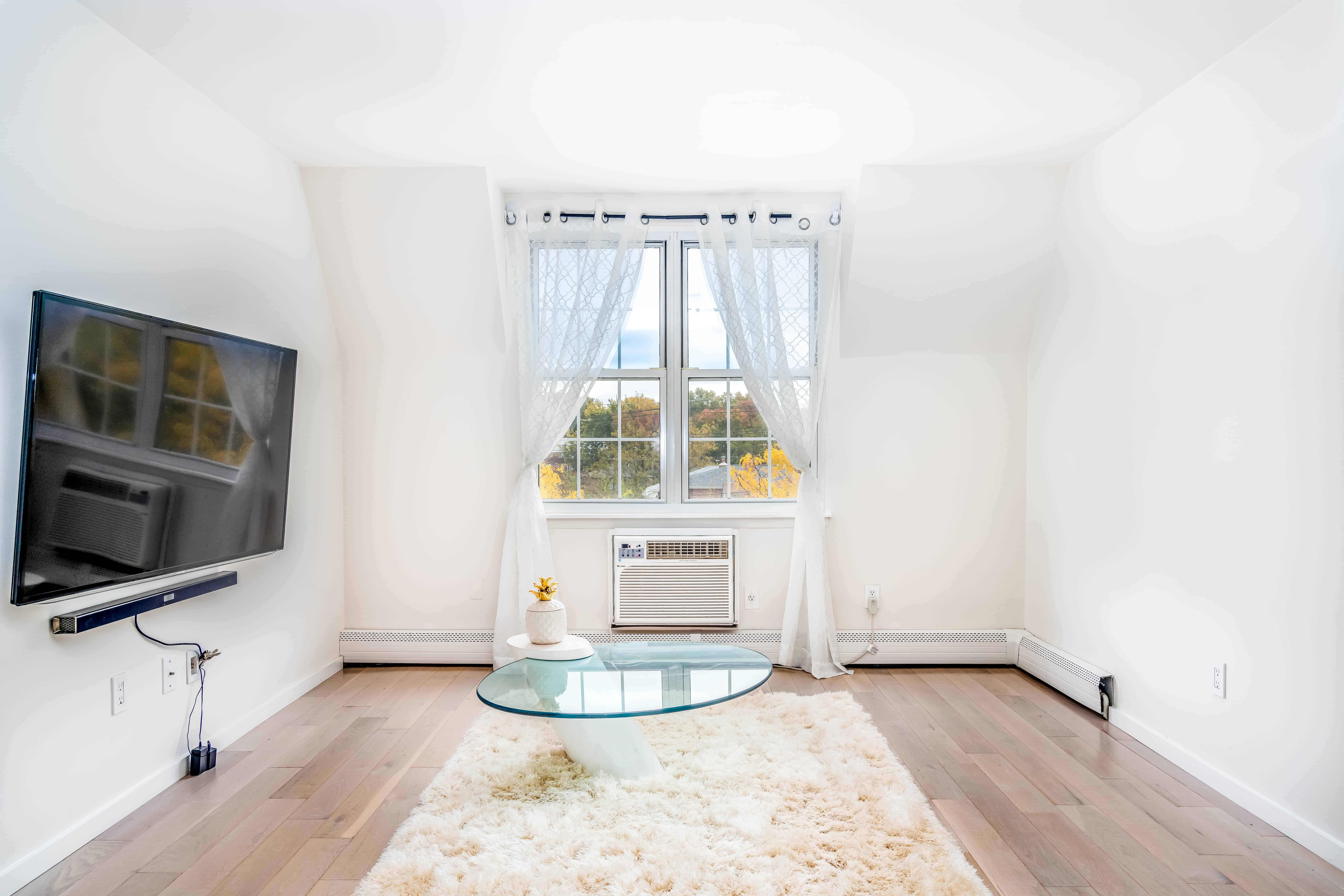 1505 Jordan Ct 3 bed 2 bath condo in Bayside Bay Terrace NY 11360