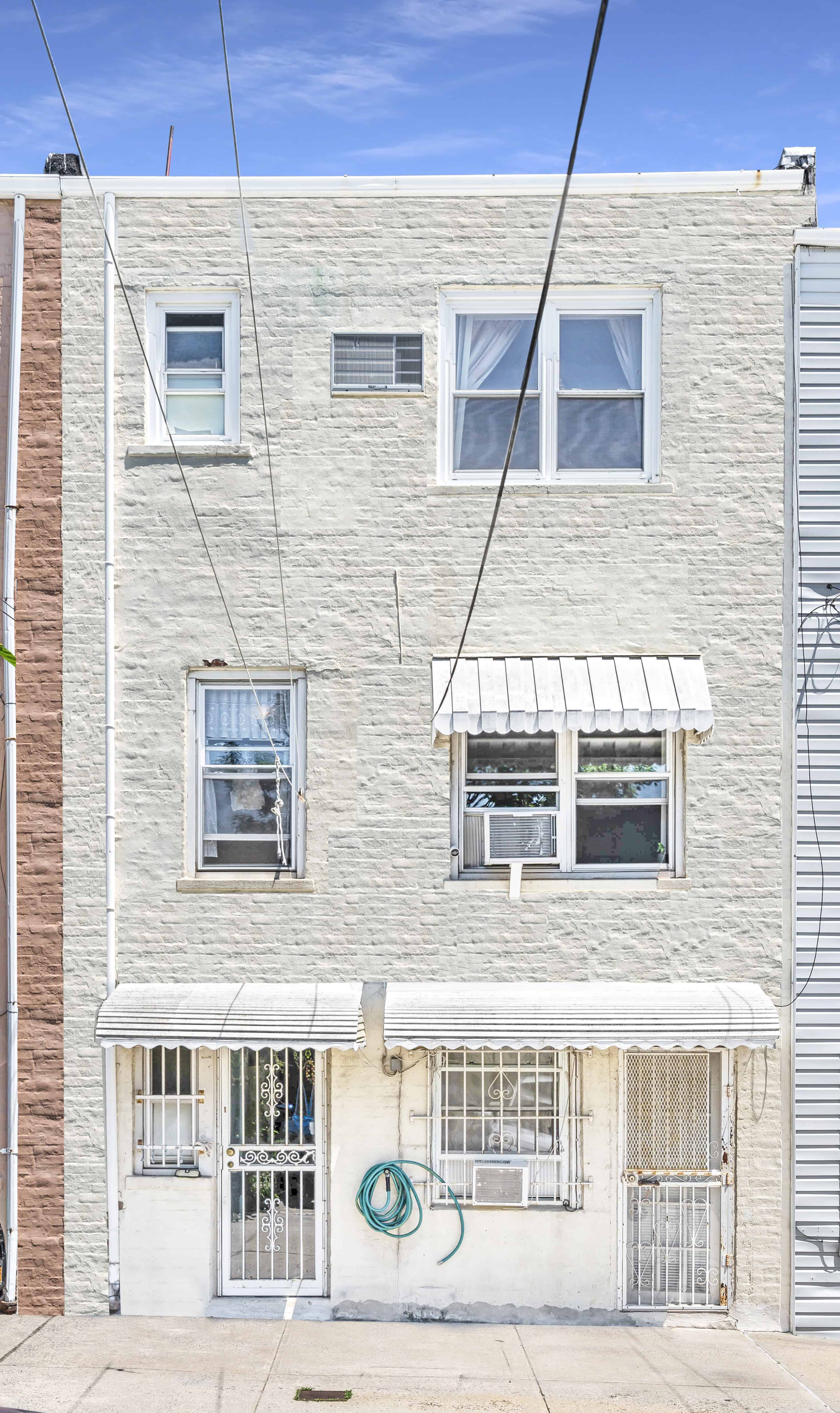 5316A 66th Street Maspeth NY 11378 Ryan & Stephanie McNeil, Brokers