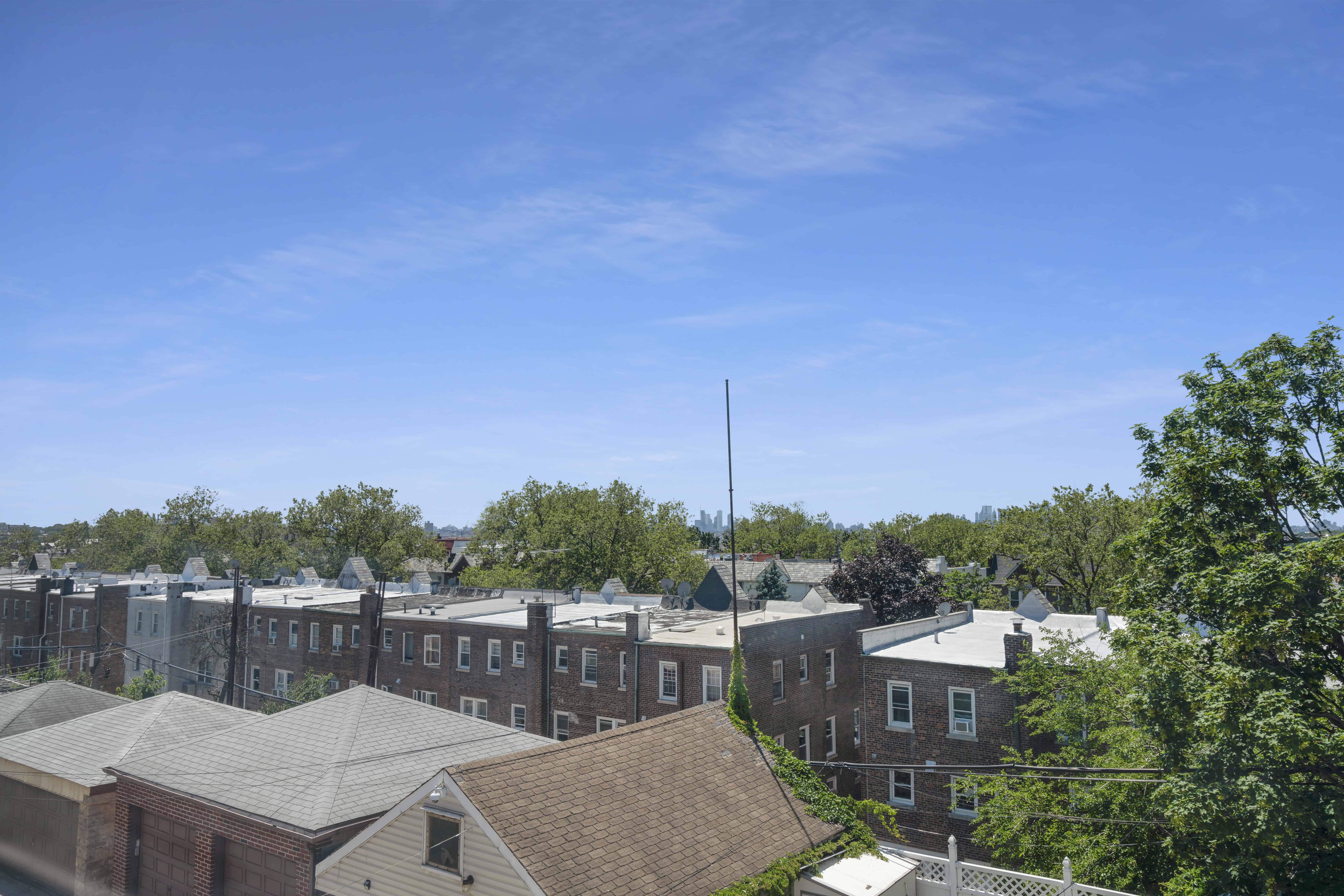 5316A 66th Street Maspeth NY 11378 Ryan & Stephanie McNeil, Brokers