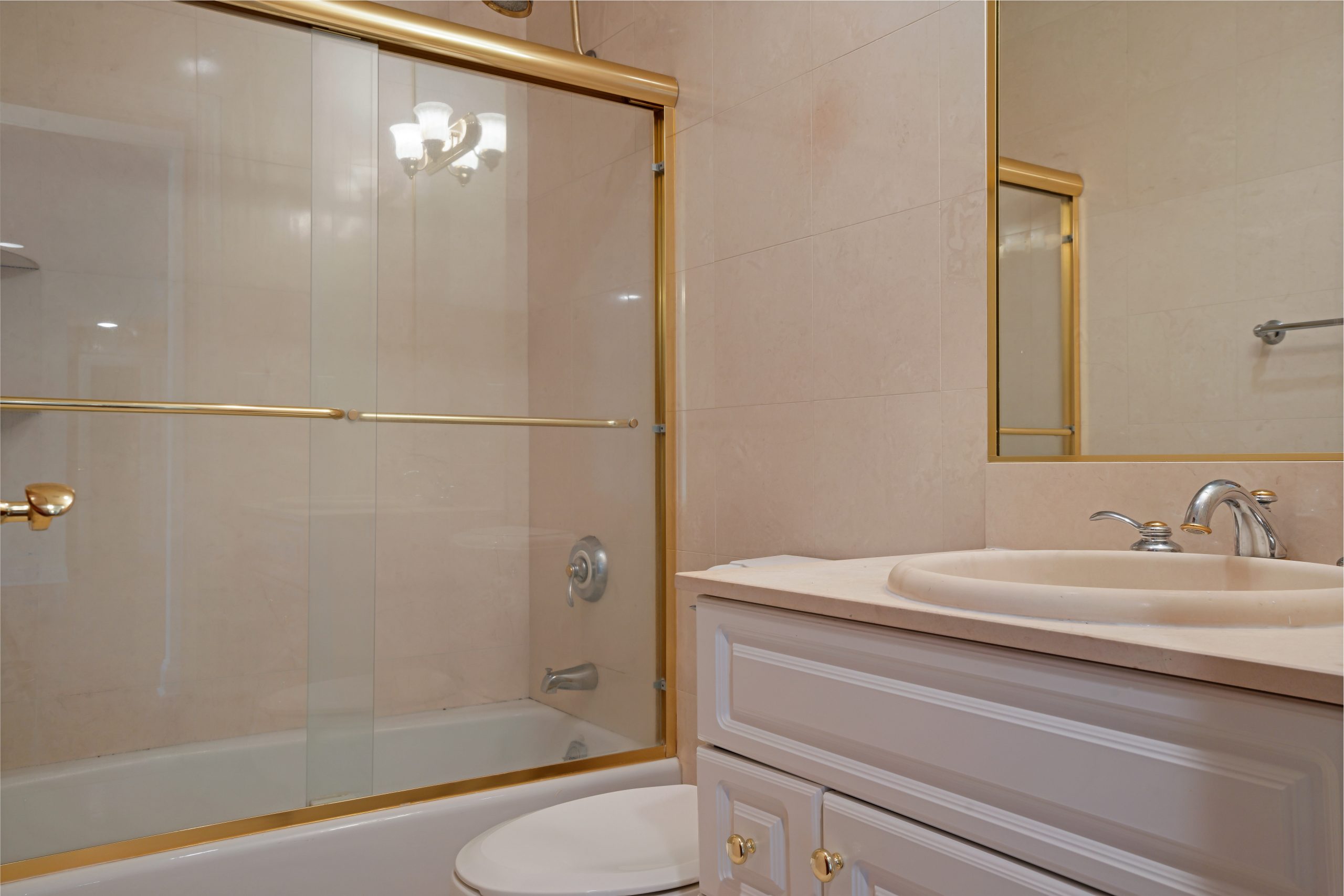 Listings Ryan & Stephanie McNeil, Brokers, FILO Real Estate Group