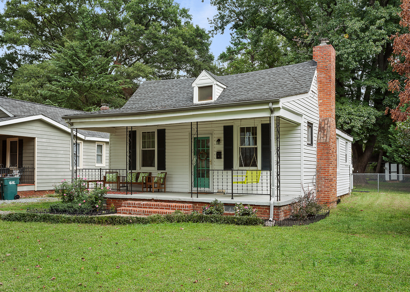Charming home in Lakeside @ 6925 Woodrow Terrace
