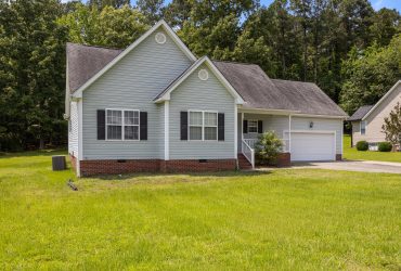 Great Ranch Home In Prime Location