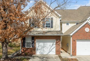 Move-In Ready Wakefield Townhome Close to Shopping and Dining