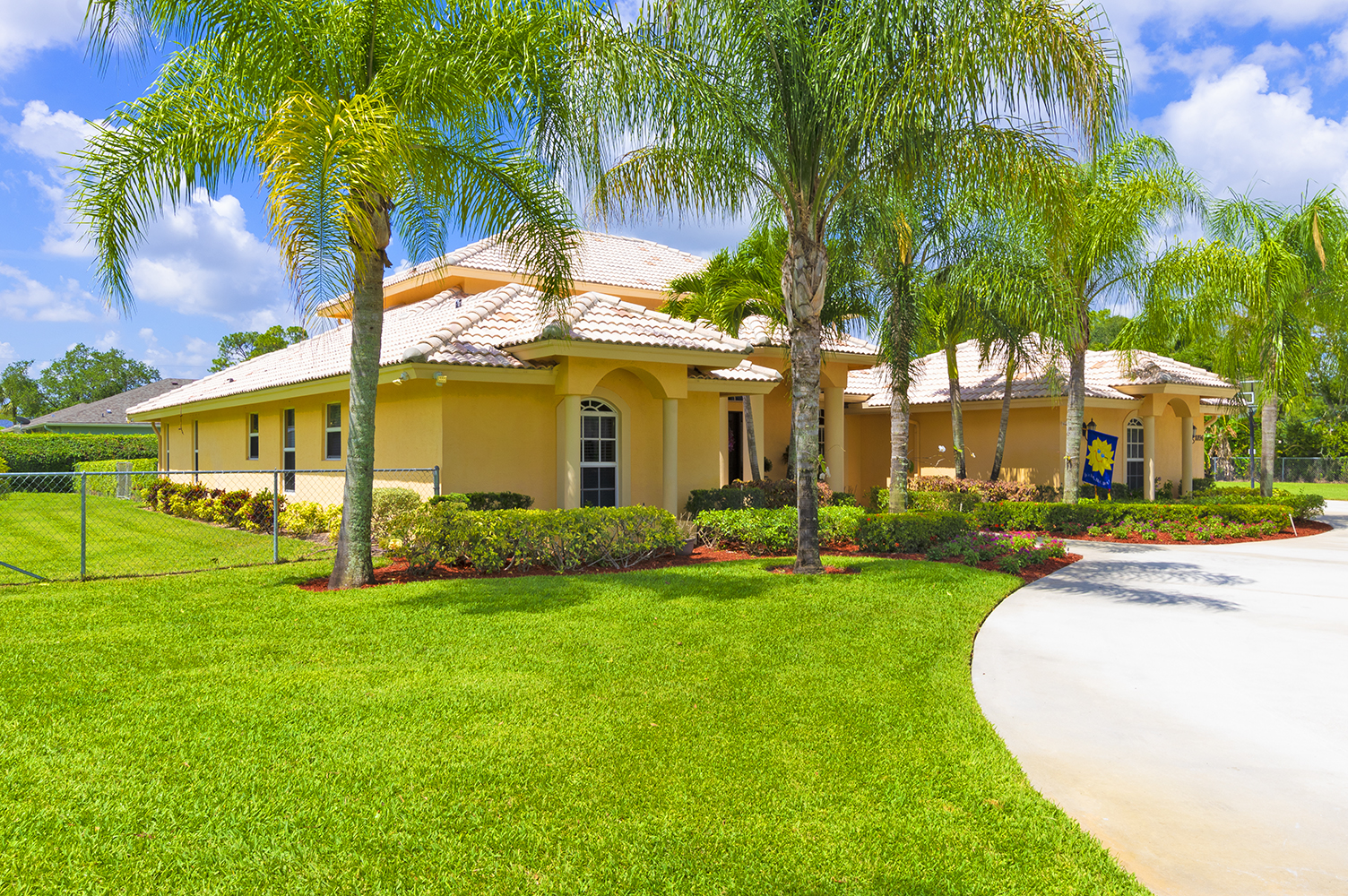 8896-arrowhead-dr-lake-worth-fl-Exterior3A