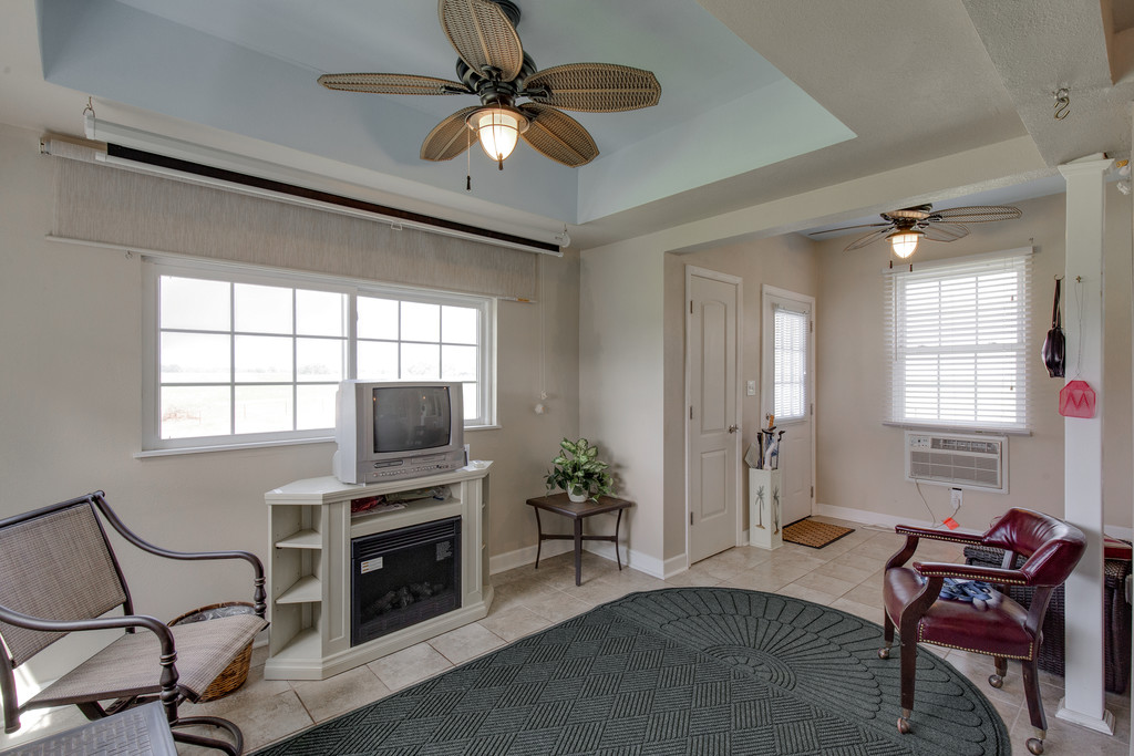 403 Coker Ford Road, Portland, Tenneessee 37148 Beverly Cannon Jones