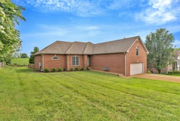 119 Huntington Pl, Hendersonville, TN. 37075