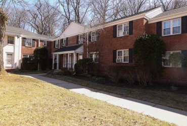 191 Knickerbocker Rd. #17, Englewood, NJ