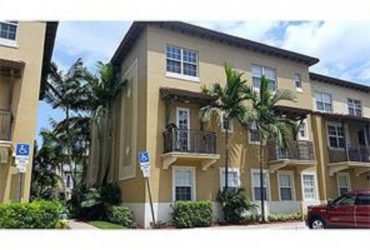 834 SW 147 AV UNIT#3010 PEMBROKE PINES, FL 33027