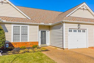 Easy living in the heart of Wyndham!