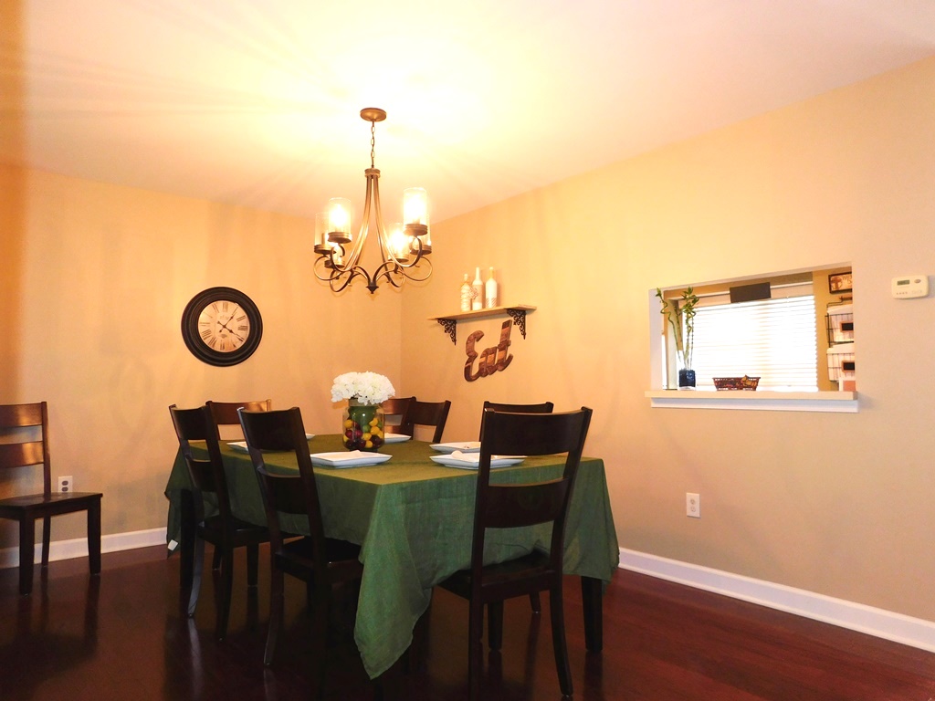 293 Gettysburg Way Dining Room