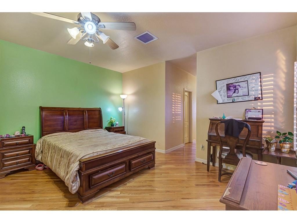 Large Gourmet Kitchen for the Chef in You West El Paso