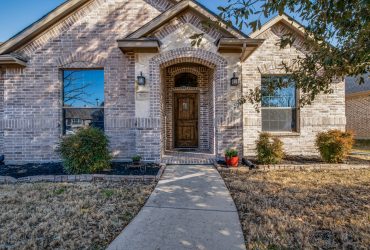 300 Wooded Creek Avenue Wylie Tx 75098