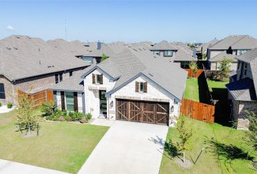 Stone & Brick Beauty in Waxahachie | 4 Beds | 2023 Build | Oasis North Grove