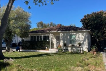 2657 Redlands Drive, Costa Mesa CA 92627