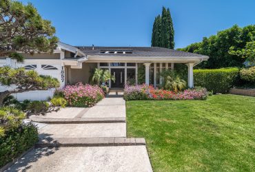 1857 Kinglet Court, Costa Mesa CA 92626