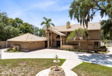 Private Oasis built for entertaining!