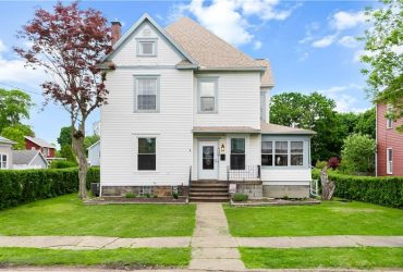 311 W Poplar St. Grove City, PA 16127 (Represents Buyer)