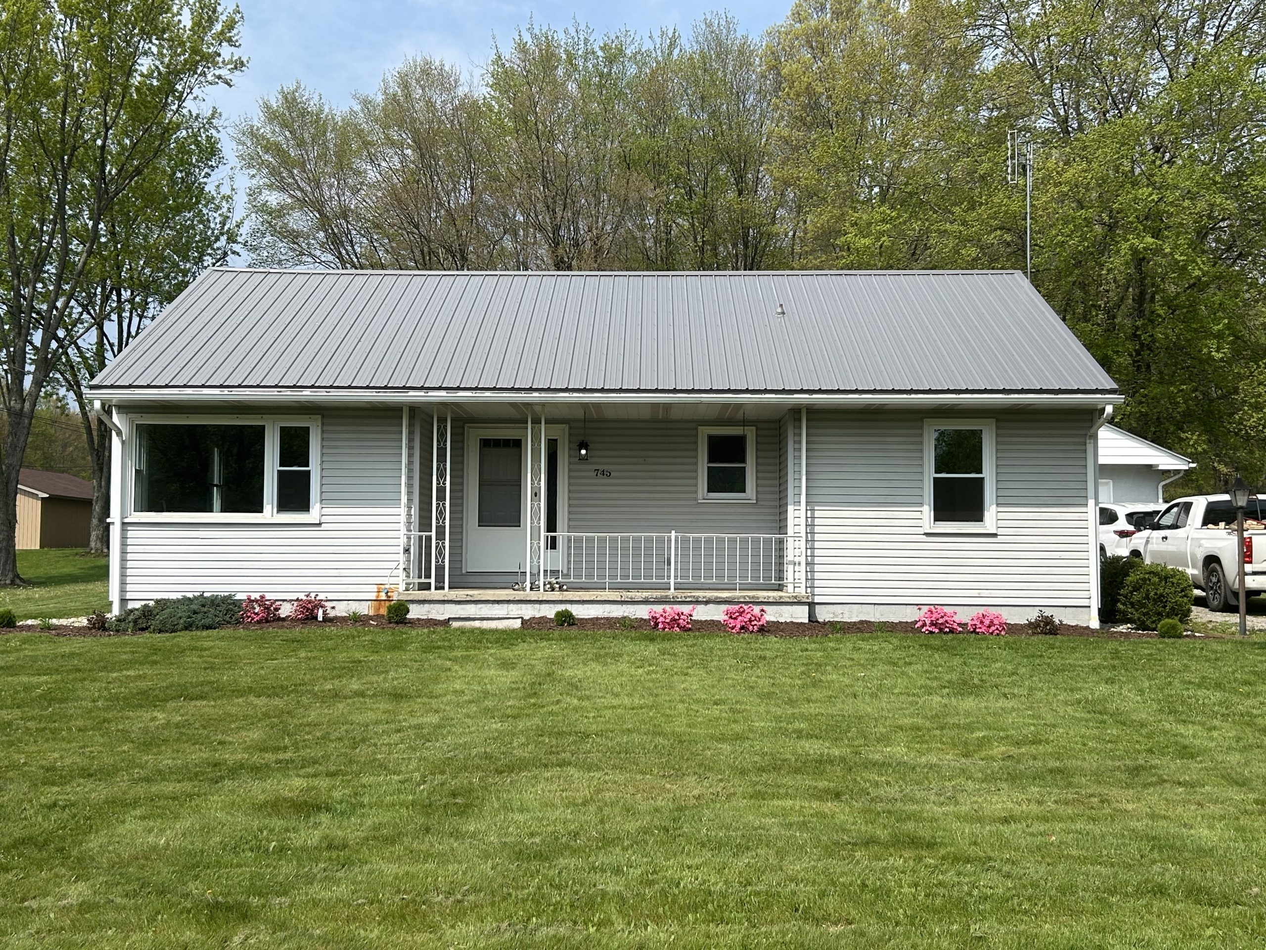 745 N Broad St. Extension, Grove City, PA 16127