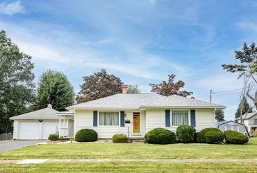 429 Flower Ave, Grove City, PA 16127