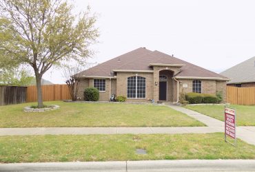 1530 Baker Dr. Cedar Hill,TX 75104