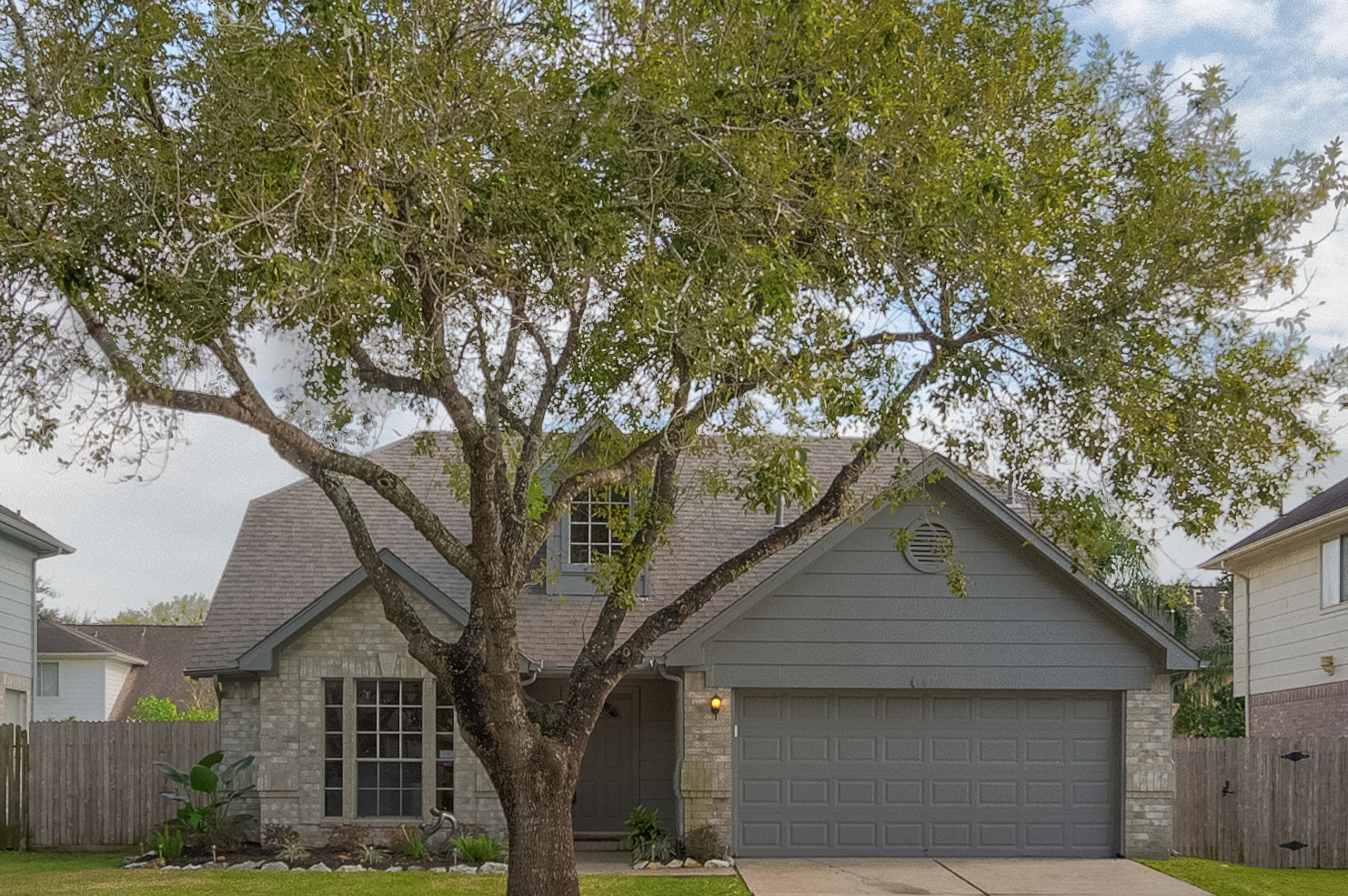 4439 Girl Scout Lane, Friendswood, TX 77546