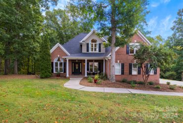 126 Red Brook Lane, Mooresville, NC 28117-8801