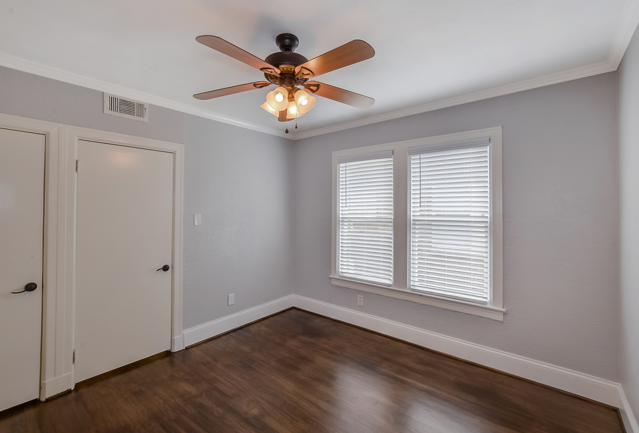 505 W Polk Unit 1 Houston, TX 77019 Jennifer Yoingco, REALTOR®