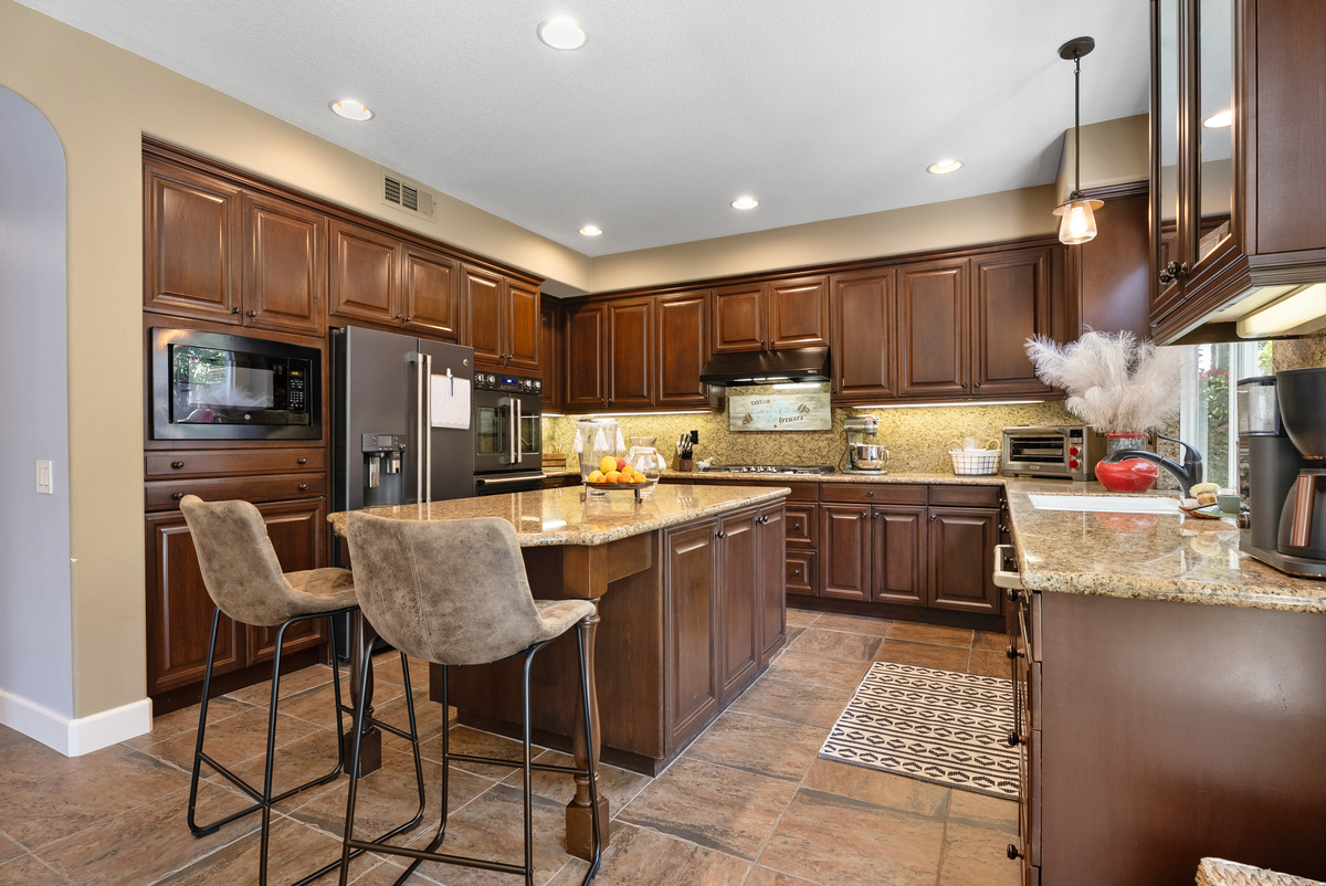 9 Healdsbury, Irvine, CA 92602