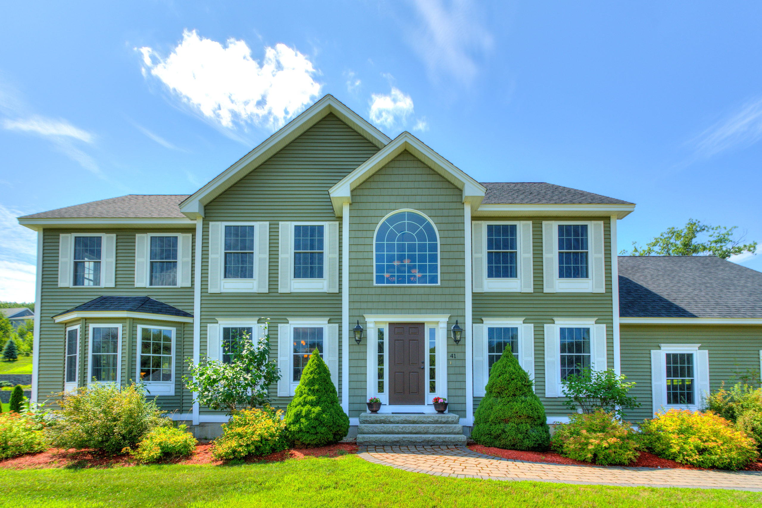 41 Silverbrook Rd Salem NH (01) Front
