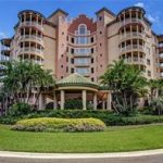 Luxury Oceanfront, Private 4 Bedrooms Villa, Full Service Condominium