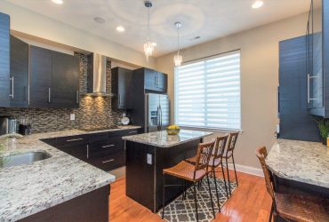 Gorgeous Graduate Hospital Townhome. 1 Car Garage + Roof Decks