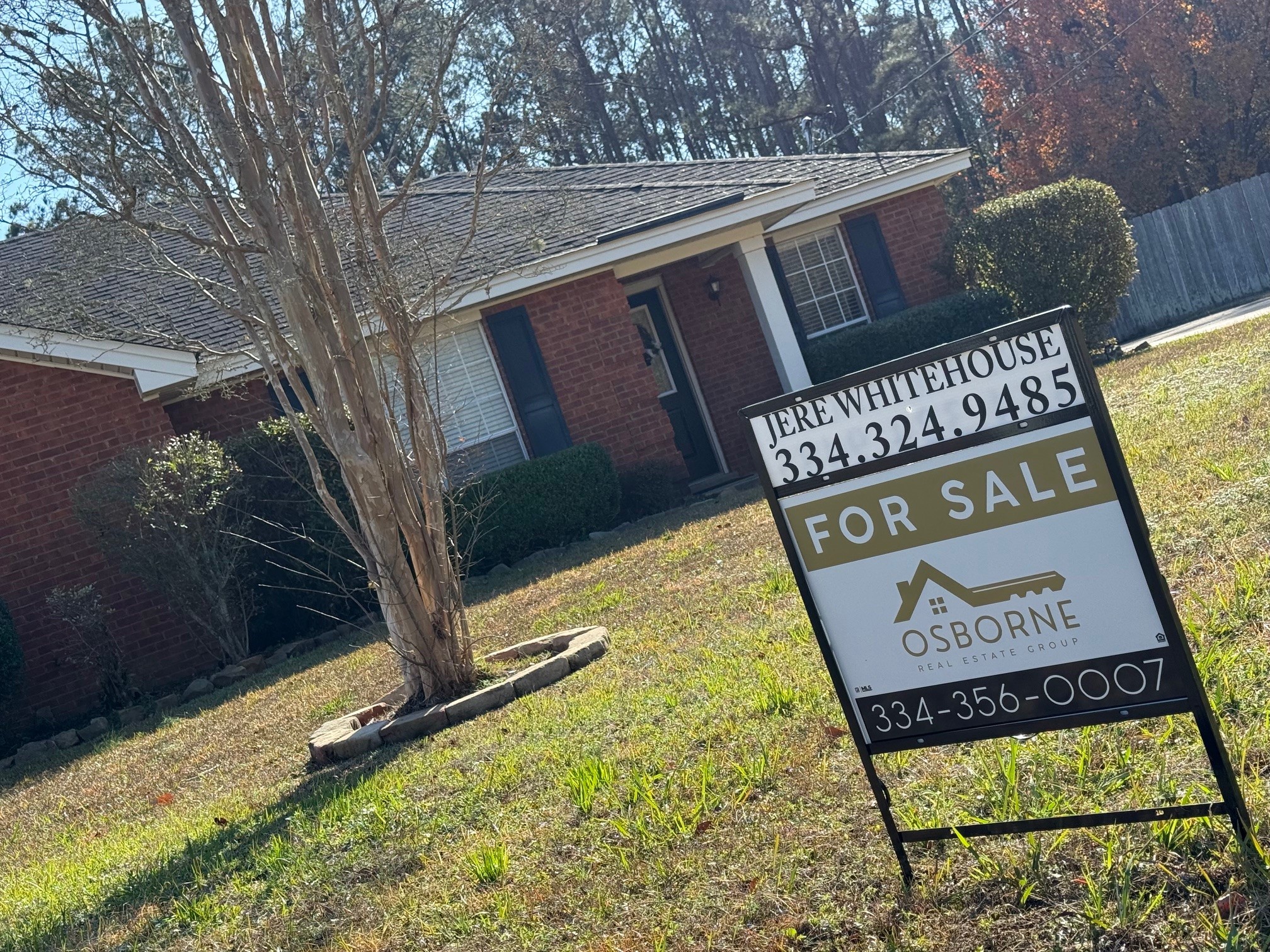 Welcome to 406 Saddlewood Drive