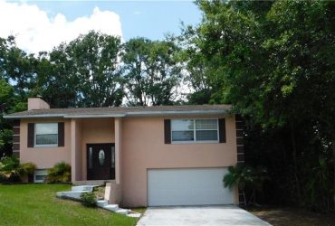 200 Edgewood Drive, Clermont, FL