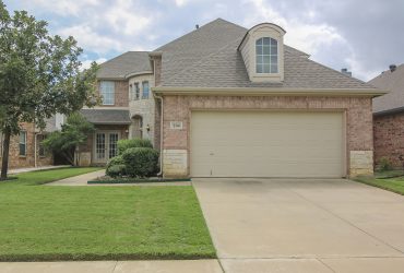 204 Fountainview Drive, Euless, Tx