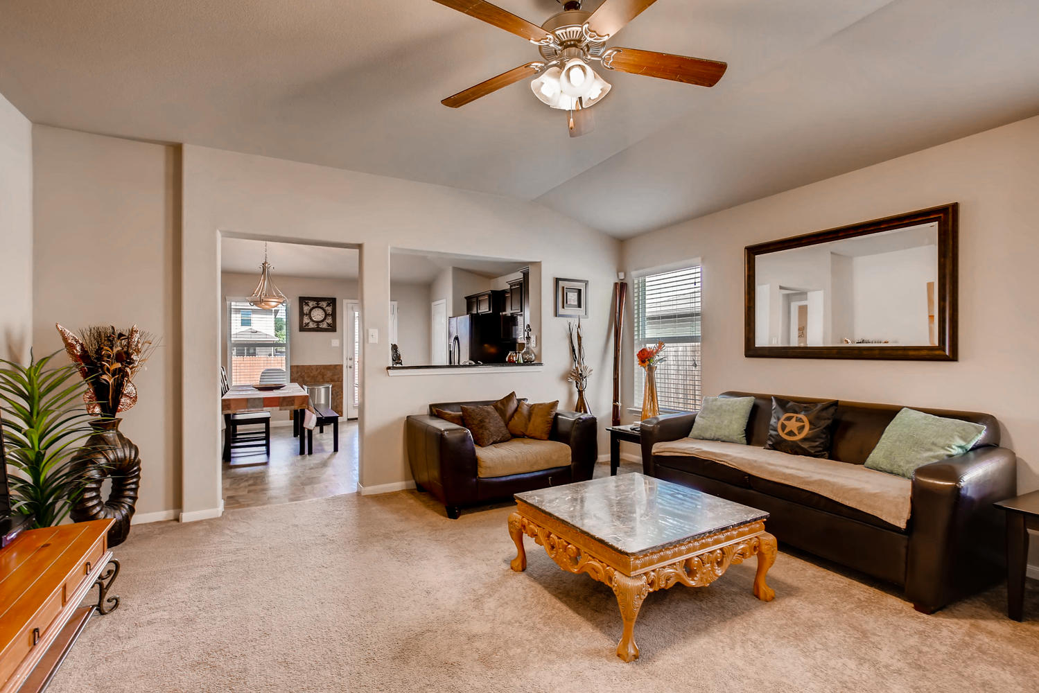 1002 Mitchell Drive, Hutto, TX 78634