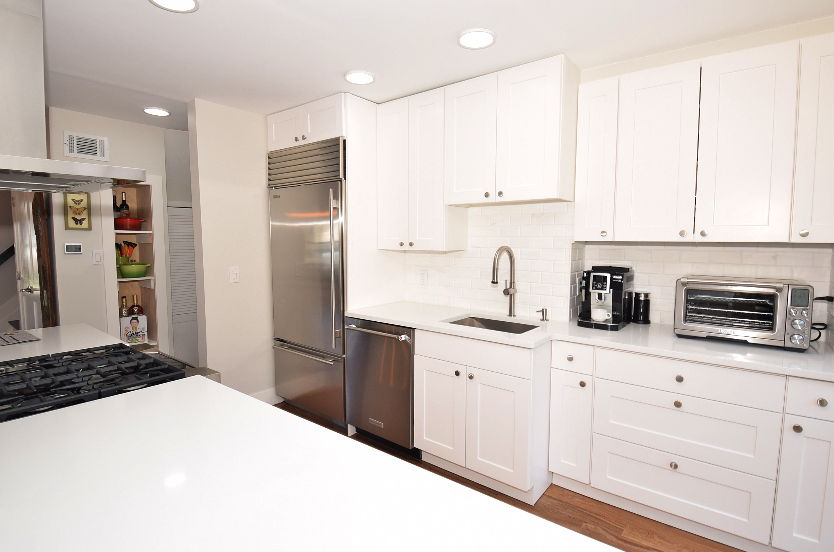 SOLD IN 16 DAYS! 1180 E. Broadway 8 Hewlett Condo Jessica Hollenstein