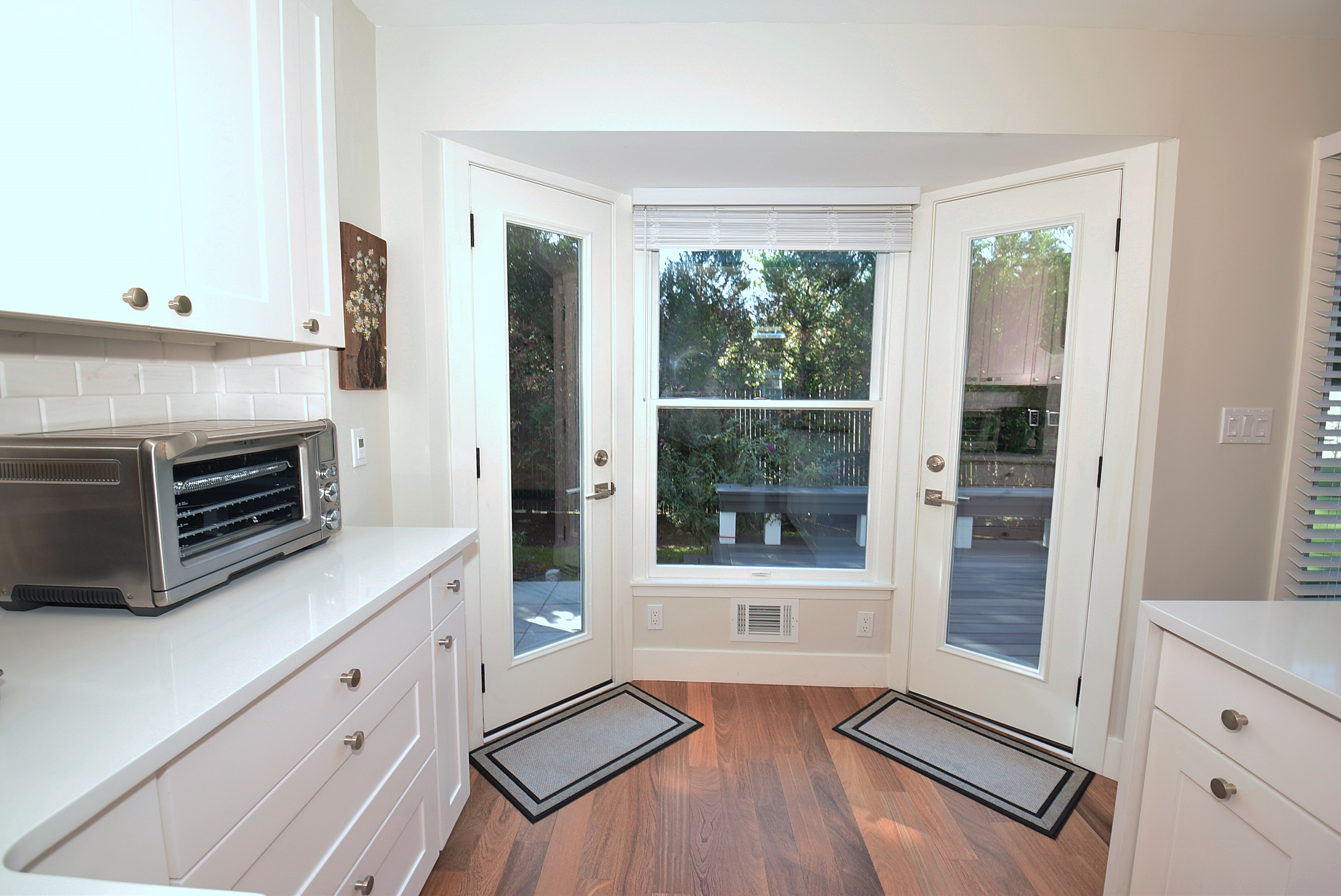 SOLD IN 16 DAYS! 1180 E. Broadway 8 Hewlett Condo Jessica Hollenstein