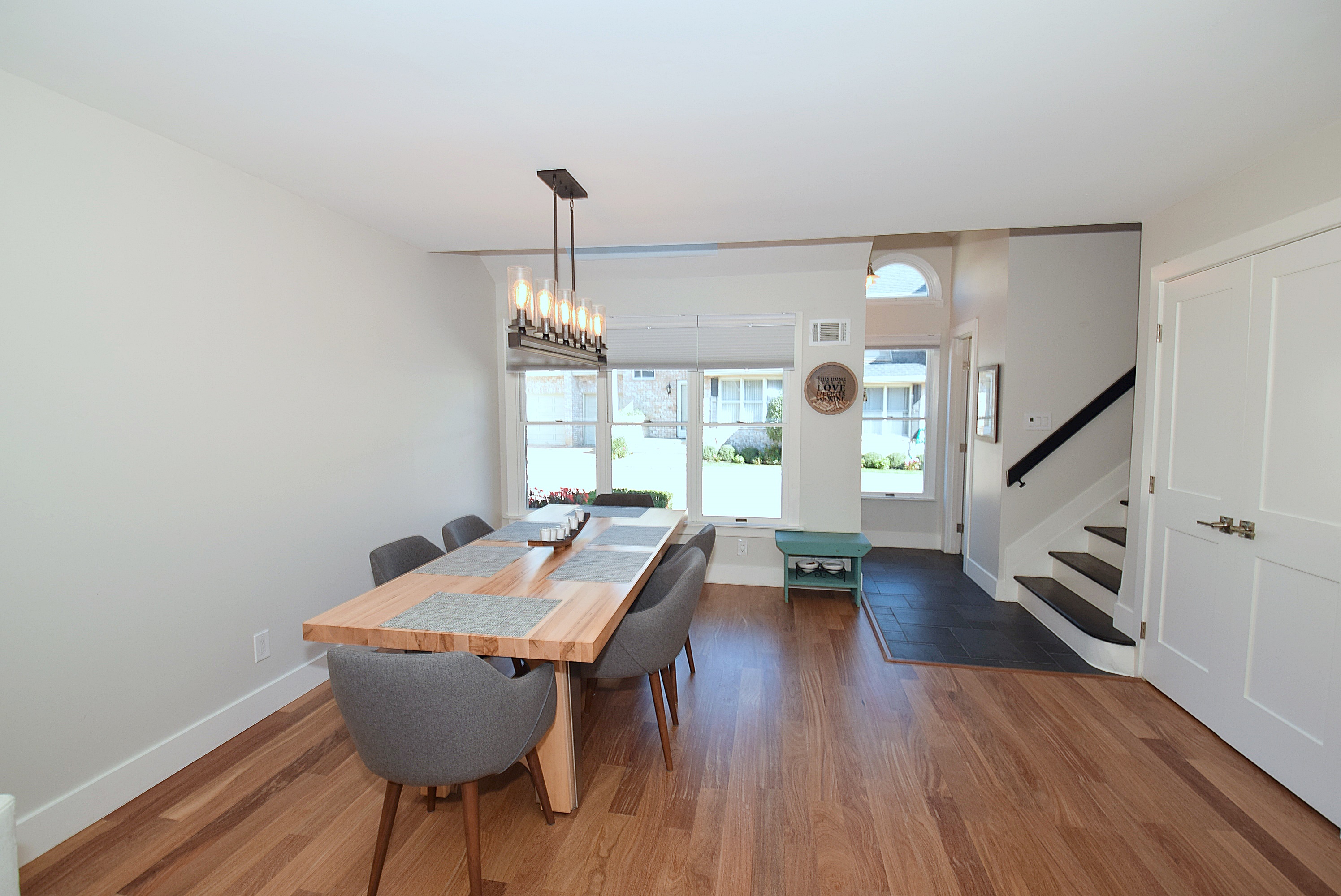 SOLD IN 16 DAYS! 1180 E. Broadway 8 Hewlett Condo Jessica Hollenstein