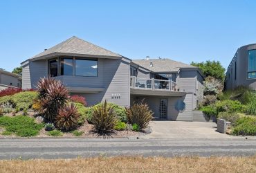 21084 Pelican Loop