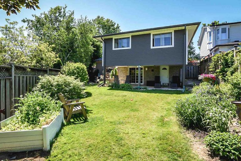 1 Highland Park Dr Dundas Ontario House For Sale Laura Doucette