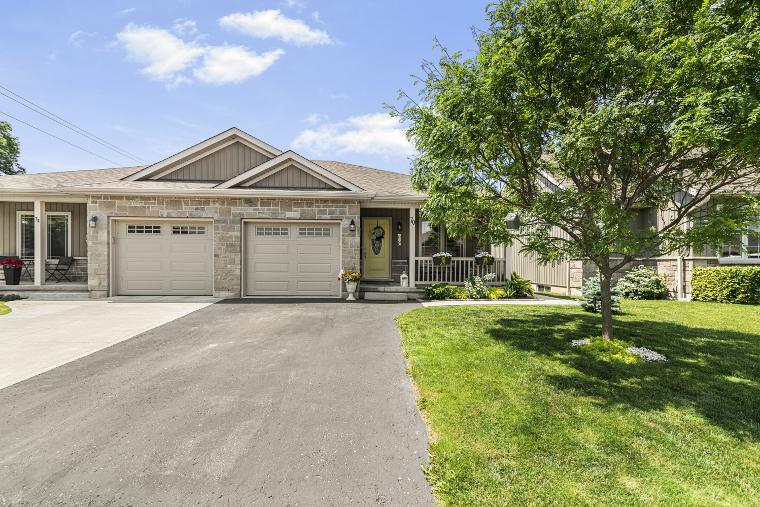 44. 70 Postma Drive, Dunnville - Front View