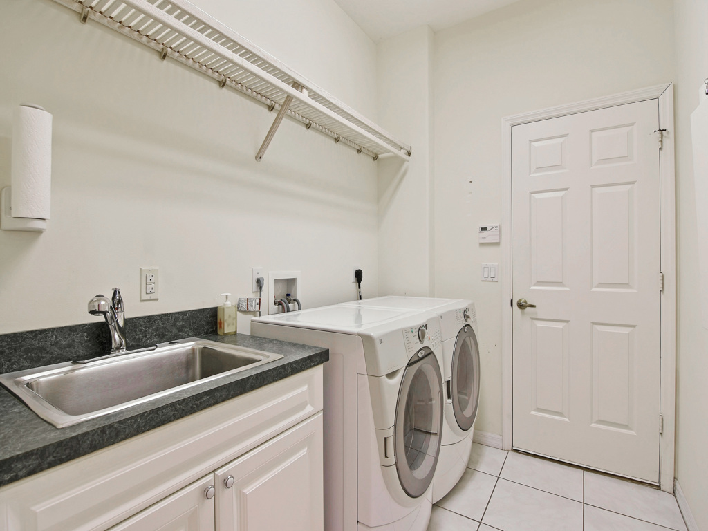 6445 36th Place Vero Beach FL 32966 Joe McQuillan