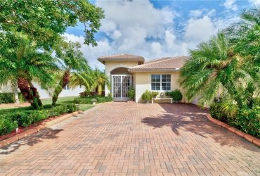Woodfield 3262 Sussex Way, Vero Beach 32966